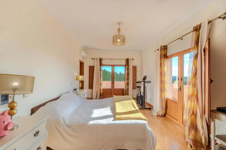 Moradia T4 para Venda em São Bartolomeu de Messines Foto 78