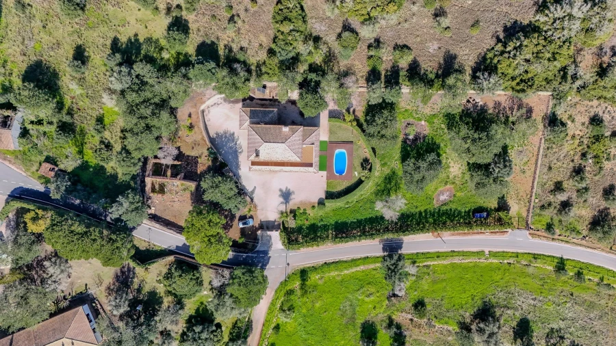 Moradia T4 para Venda em São Bartolomeu de Messines Foto 2