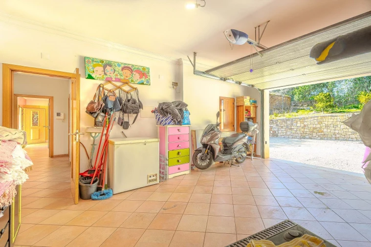 Moradia T4 para Venda em São Bartolomeu de Messines Foto 38