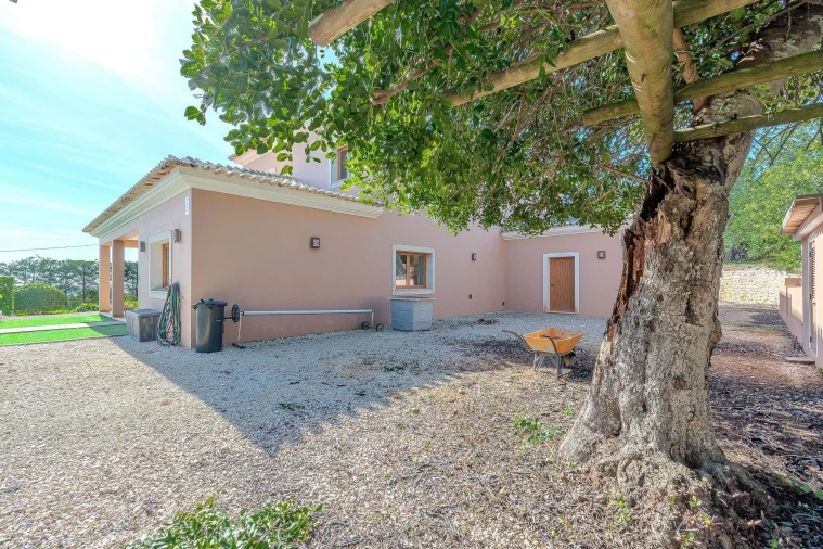 Moradia T4 para Venda em São Bartolomeu de Messines Foto 96