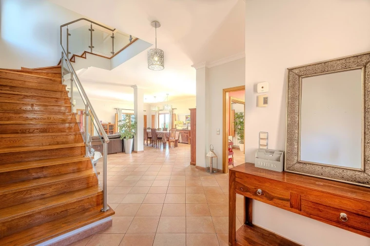 Moradia T4 para Venda em São Bartolomeu de Messines Foto 11