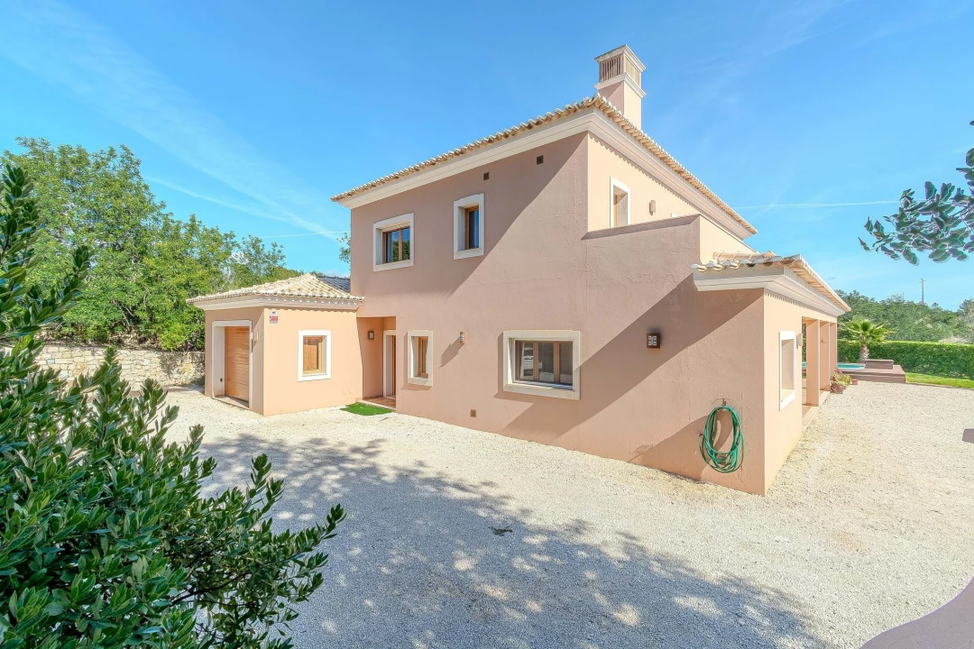 Moradia T4 para Venda em São Bartolomeu de Messines Foto 98