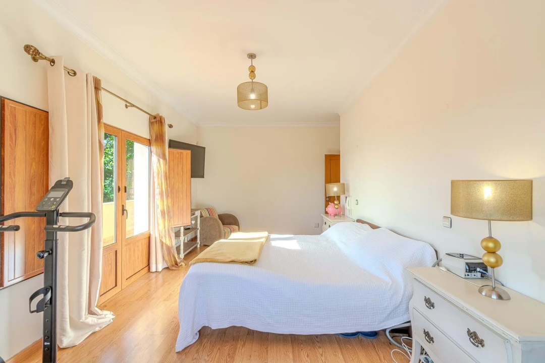 Moradia T4 para Venda em São Bartolomeu de Messines Foto 19