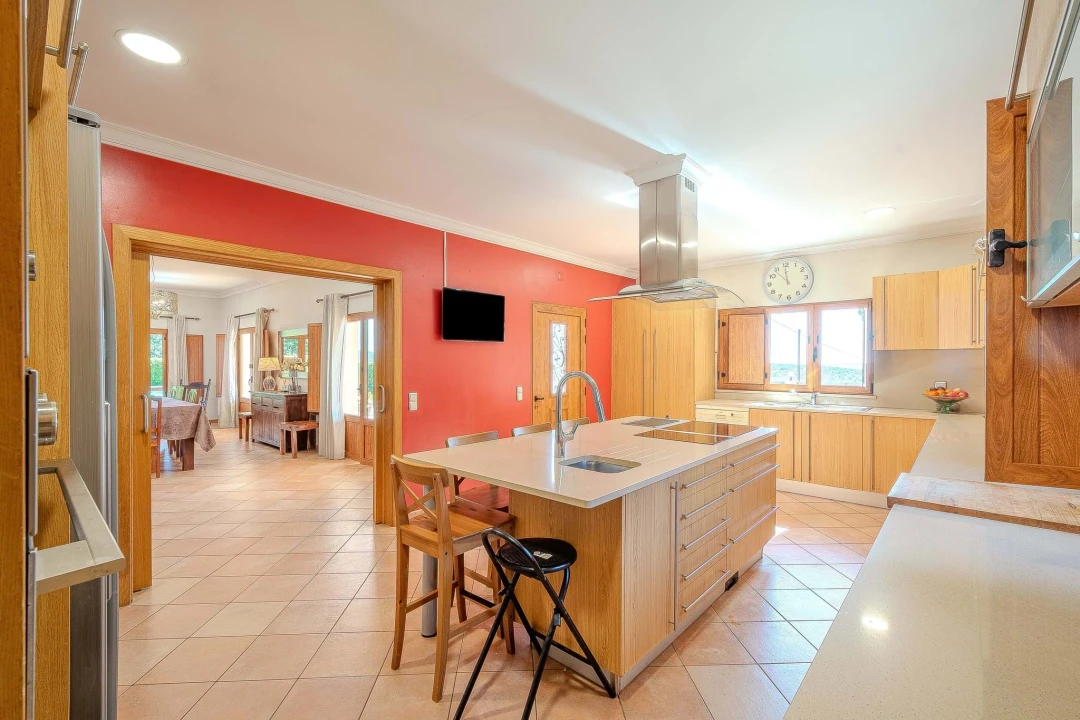 Moradia T4 para Venda em São Bartolomeu de Messines Foto 16