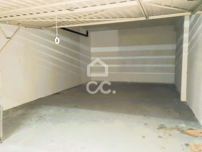Garagem para Venda em Setubal (São Sebastião) Foto 4