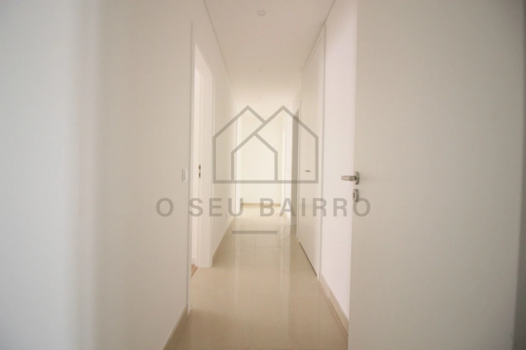 Apartamento T3 para Arrendamento em Caldas da Rainha - Santo Onofre e Serra do Bouro Foto 3