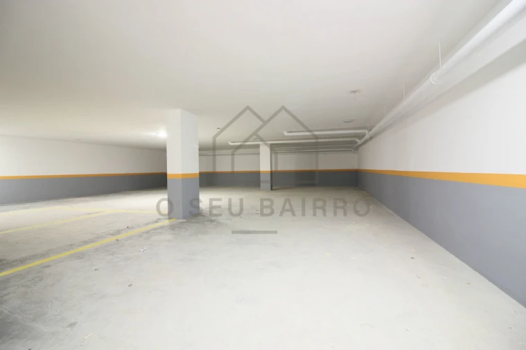 Apartamento T3 para Arrendamento em Caldas da Rainha - Santo Onofre e Serra do Bouro Foto 13