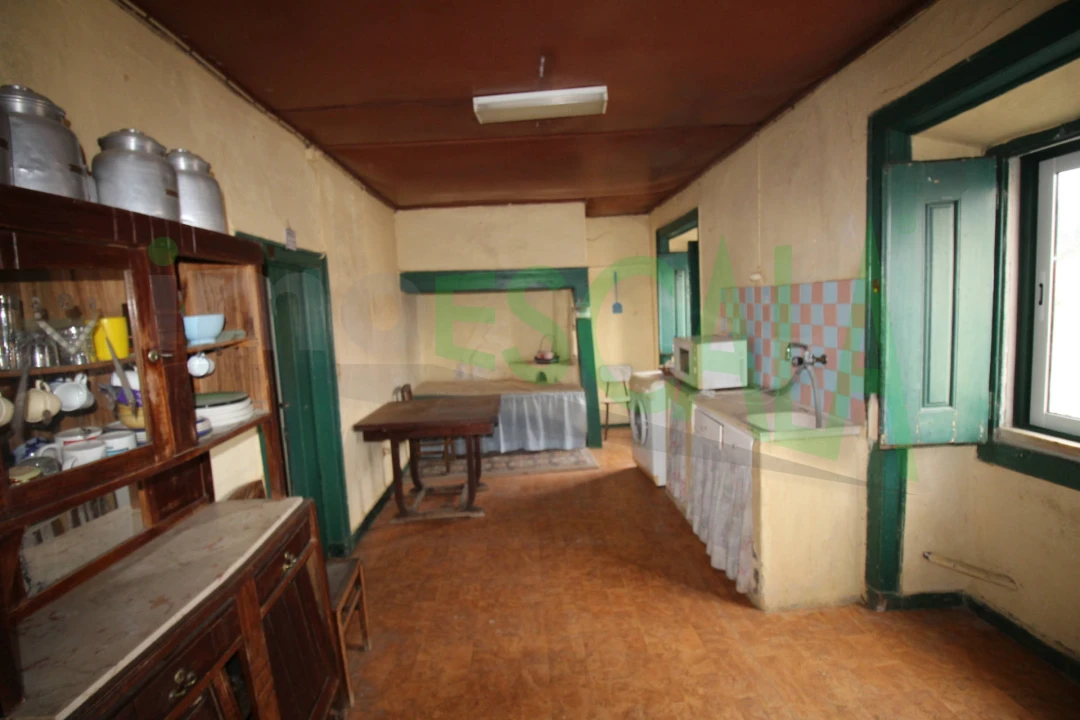 Moradia T6 para Venda em Pontevel Foto 18