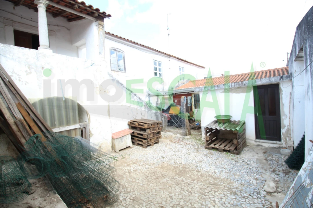 Moradia T6 para Venda em Pontevel Foto 48