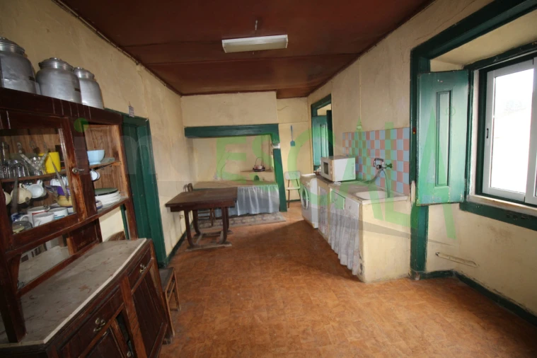 Moradia T6 para Venda em Pontevel Foto 17