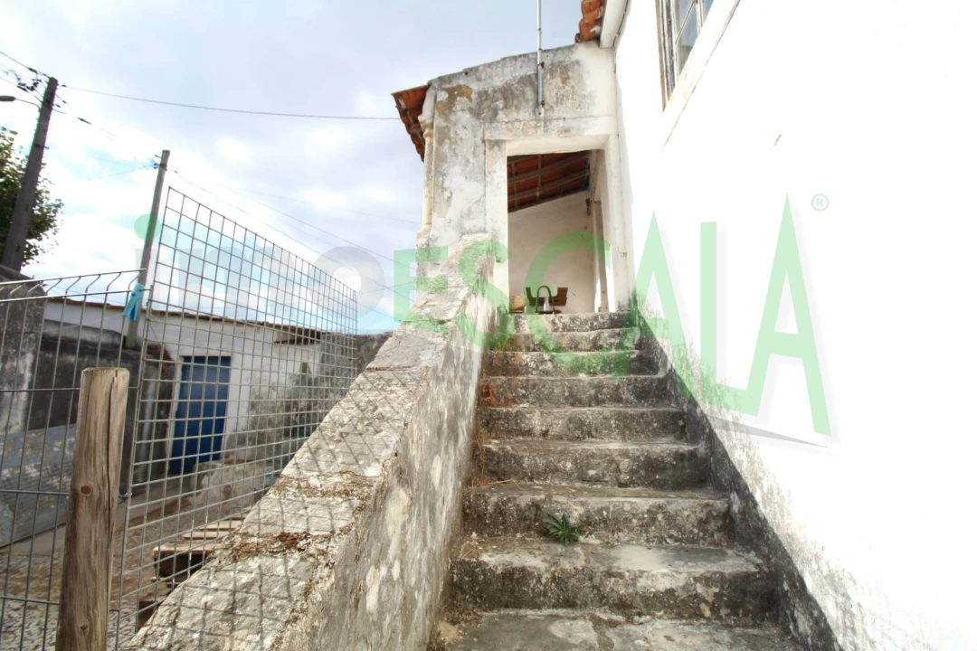 Moradia T6 para Venda em Pontevel Foto 51