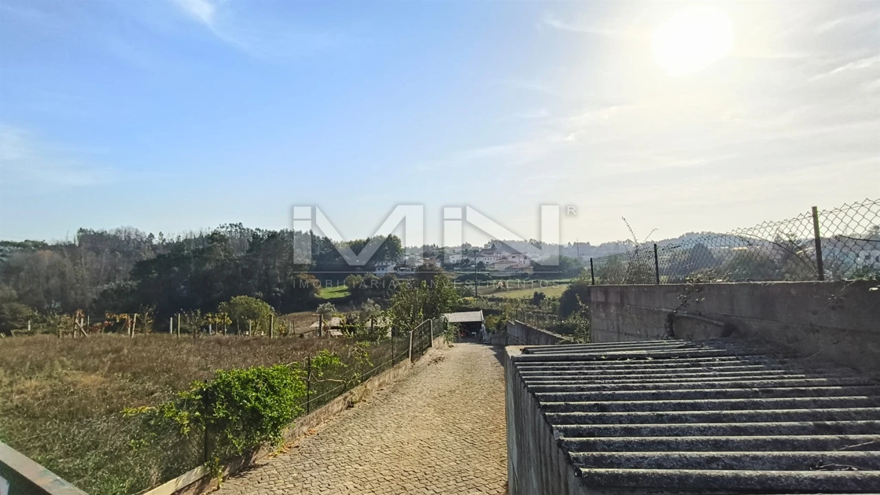 Terreno para Venda em Foz do Sousa e Covelo Foto 12