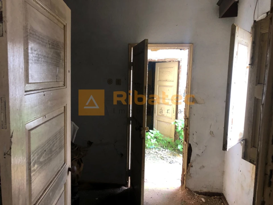 Moradia T2 para Venda em Coruche, Fajarda e Erra Foto 2