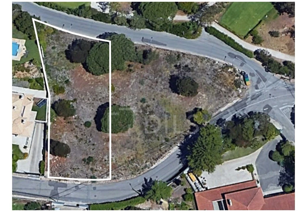 Terreno para Venda em Alcabideche Foto 1