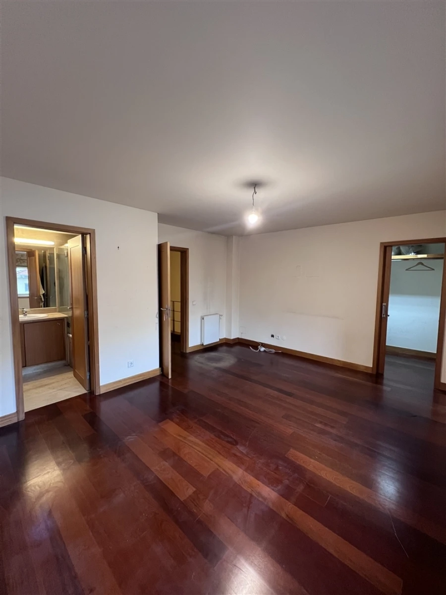 Apartamento T3 para Venda em Matosinhos e Leça da Palmeira Foto 35