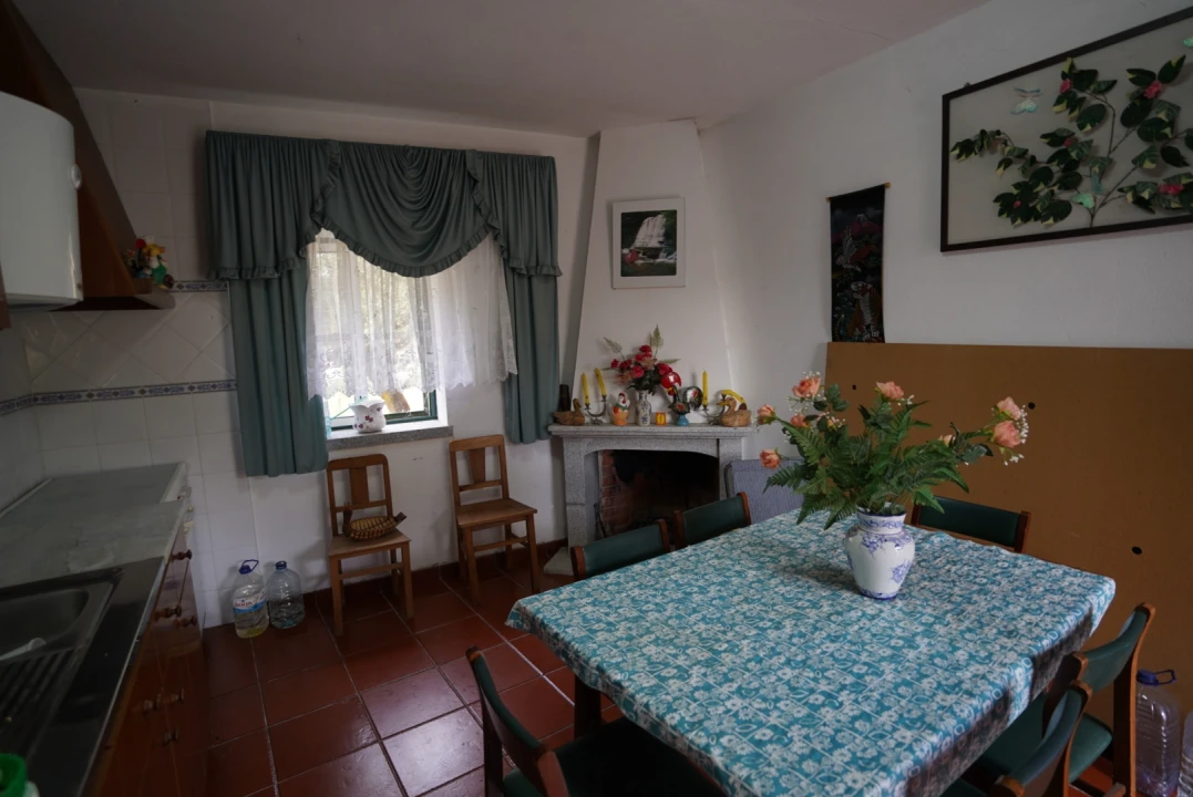 Moradia T4 para Venda em Sarzedas Foto 23