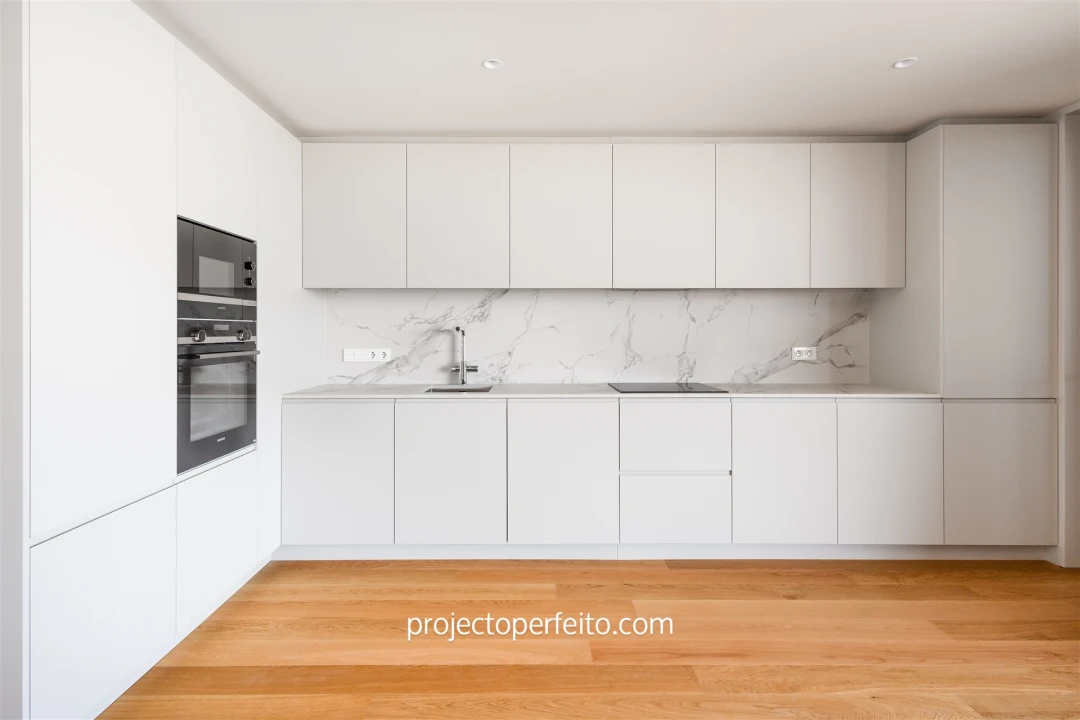 Apartamento T3 para Arrendamento em Santa Marinha e São Pedro da Afurada Foto 7