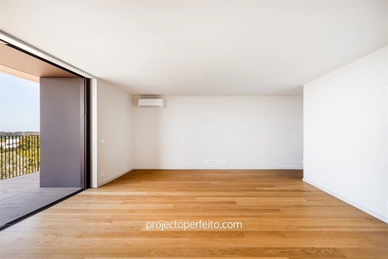 Apartamento T3 para Arrendamento em Santa Marinha e São Pedro da Afurada Foto 10