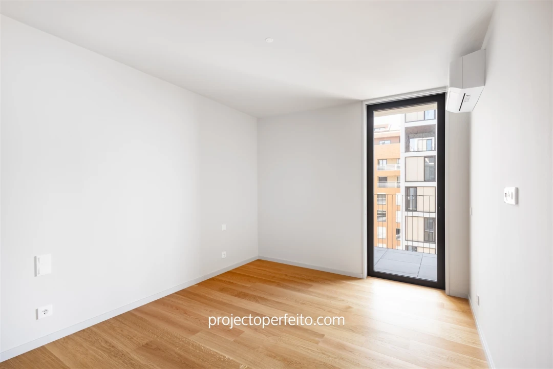 Apartamento T3 para Arrendamento em Santa Marinha e São Pedro da Afurada Foto 16