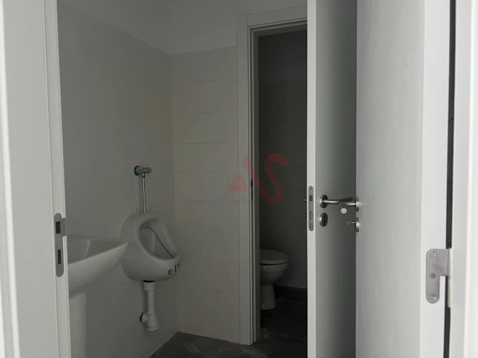 Negócio para Venda em São Tomé de Negrelos Foto 14