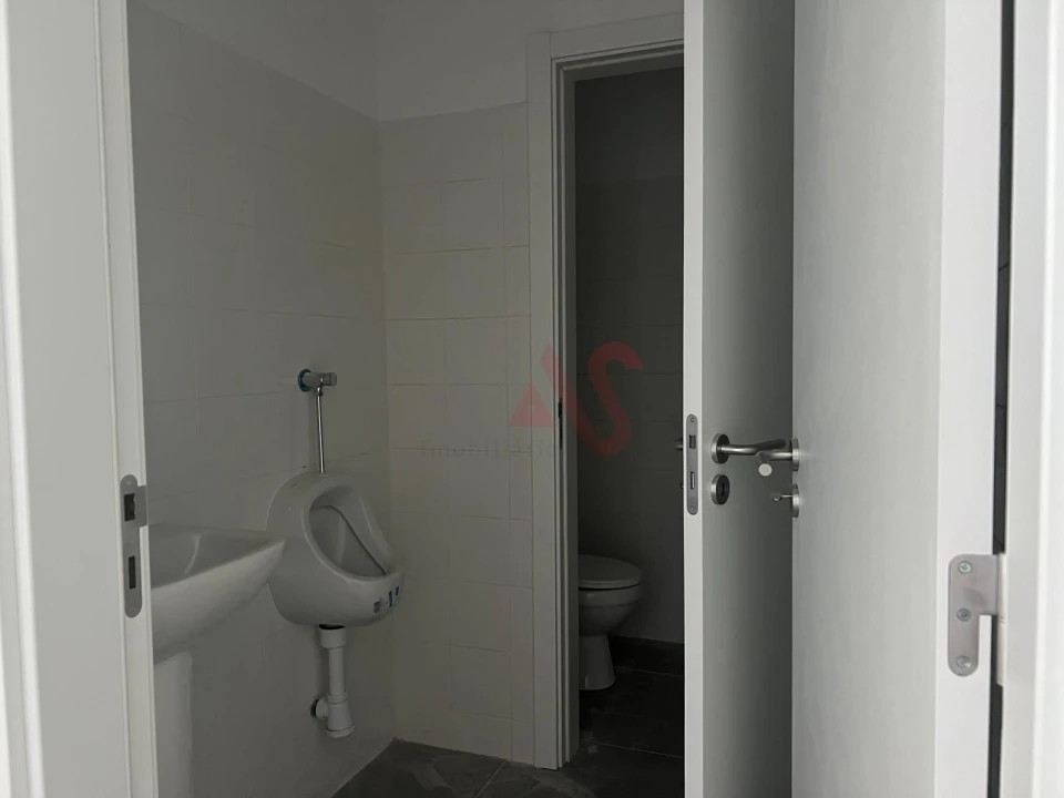 Negócio para Venda em São Tomé de Negrelos Foto 14