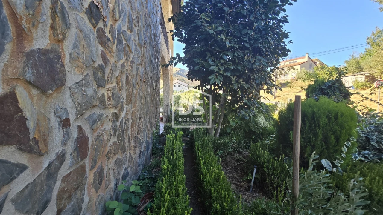 Moradia T5 para Venda em Valhelhas Foto 17