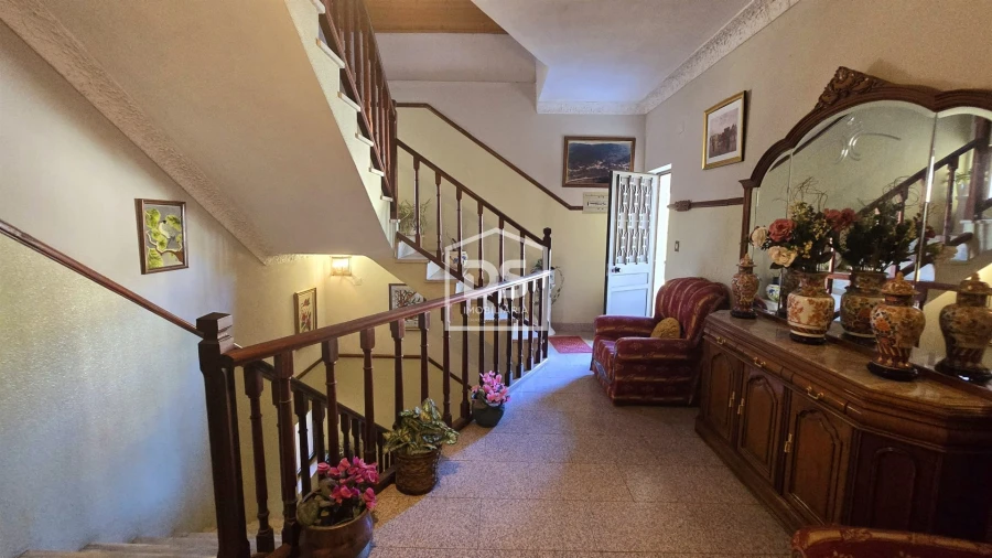 Moradia T5 para Venda em Valhelhas