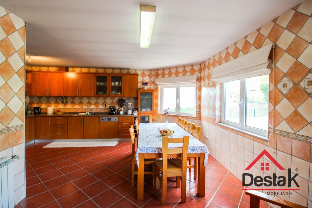 Moradia T5 para Venda em Bordonhos Foto 8