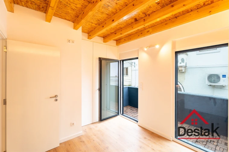 Moradia T1 para Venda em Vila Franca de Xira Foto 19