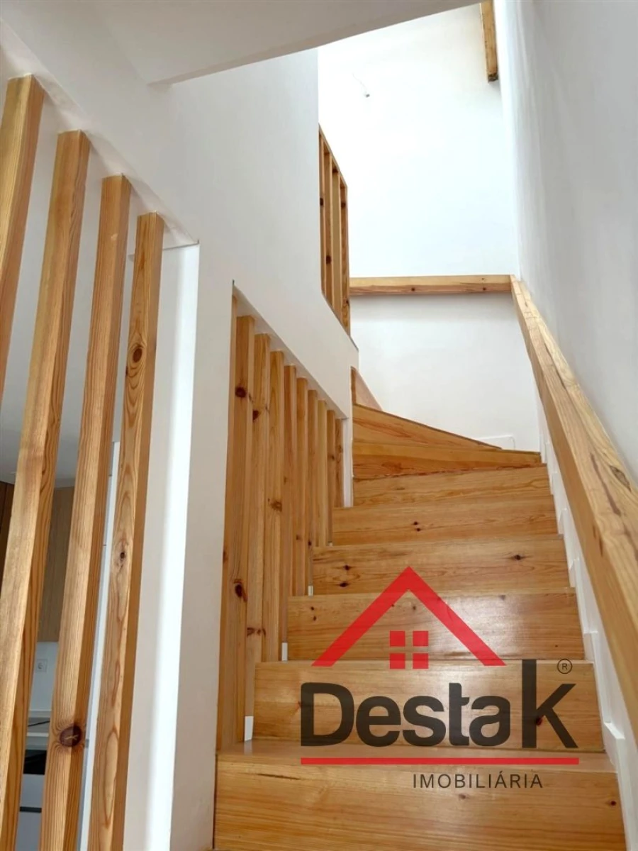 Moradia T1 para Venda em Vila Franca de Xira Foto 12