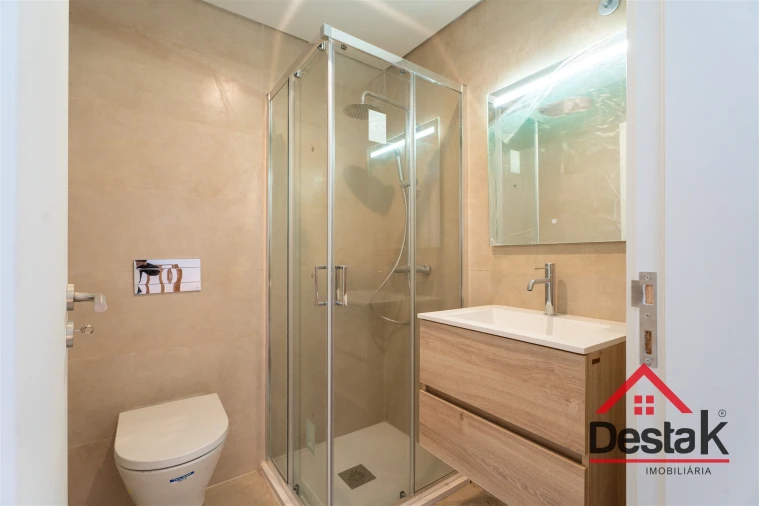 Moradia T1 para Venda em Vila Franca de Xira Foto 13