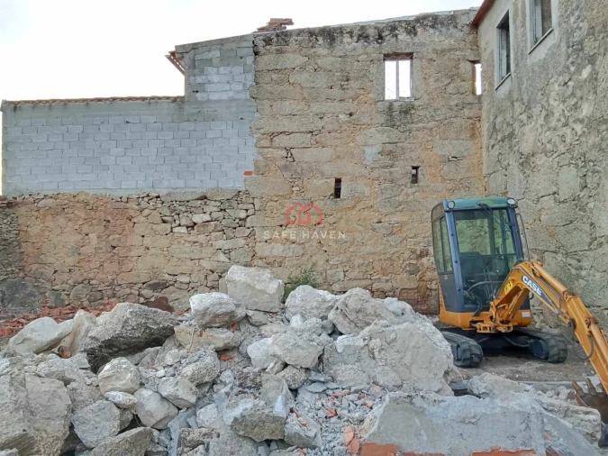 Moradia T3 para Venda em Cunha Baixa Foto 9