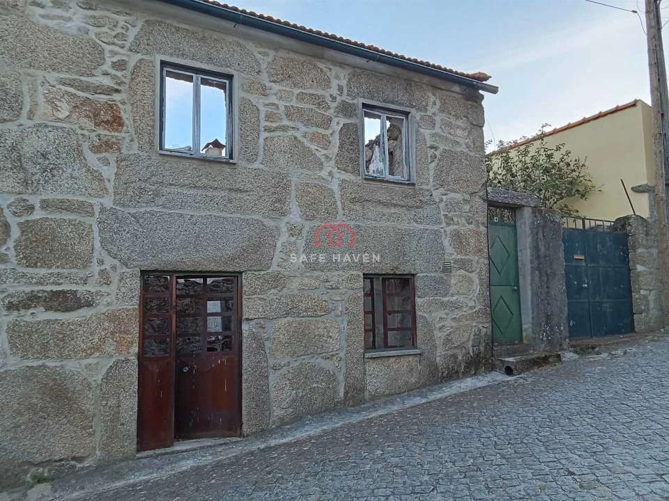 Moradia T3 para Venda em Cunha Baixa Foto 5