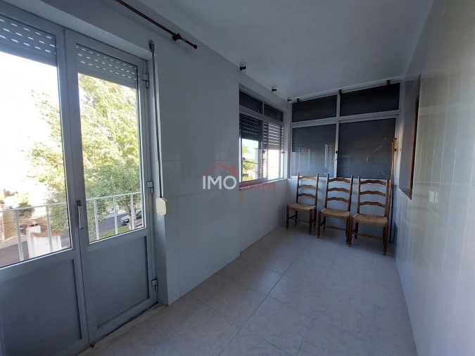 Apartamento T3 para Arrendamento em Sé e São Lourenço Foto 22