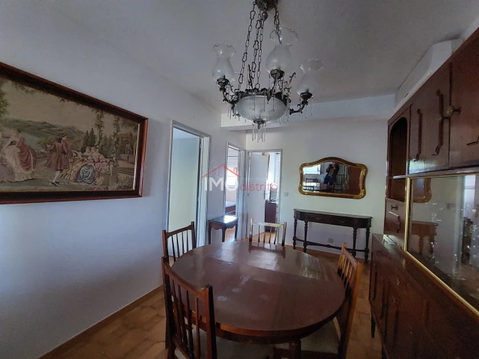 Apartamento T3 para Arrendamento em Sé e São Lourenço Foto 2