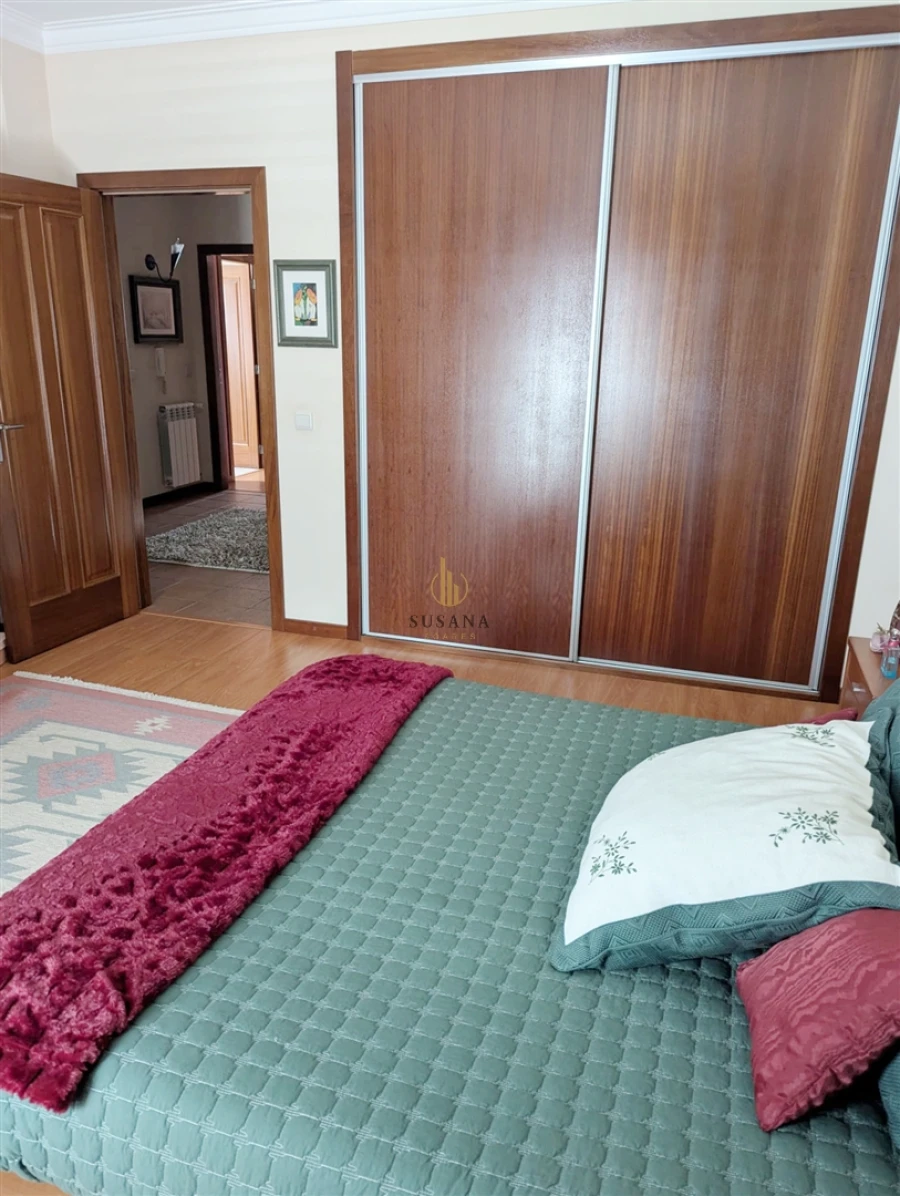 Moradia T4 para Venda em Tarouca e Dálvares Foto 30