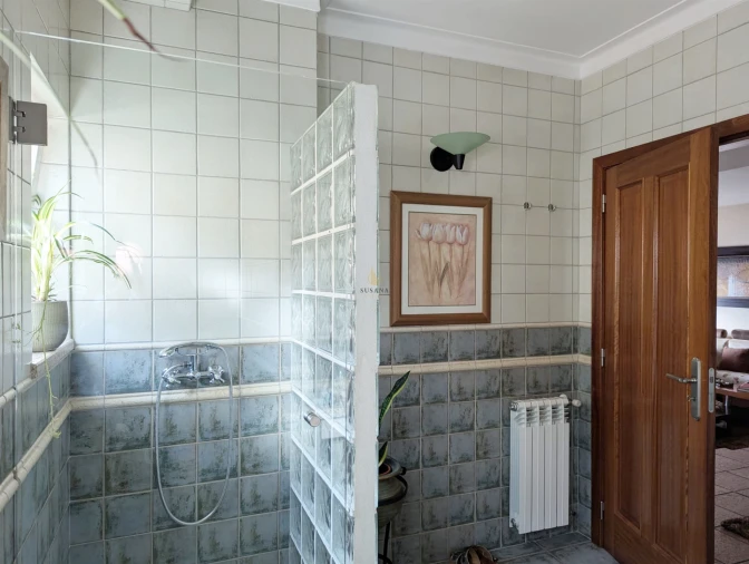 Moradia T4 para Venda em Tarouca e Dálvares Foto 17