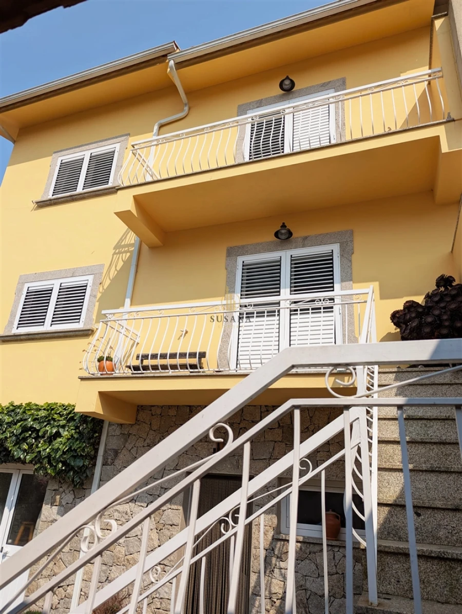 Moradia T4 para Venda em Tarouca e Dálvares Foto 39