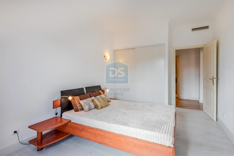 Apartamento T2 para Venda em Albufeira e Olhos de Água Foto 20