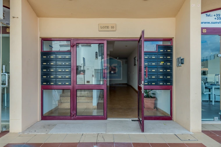 Apartamento T2 para Venda em Albufeira e Olhos de Água Foto 23