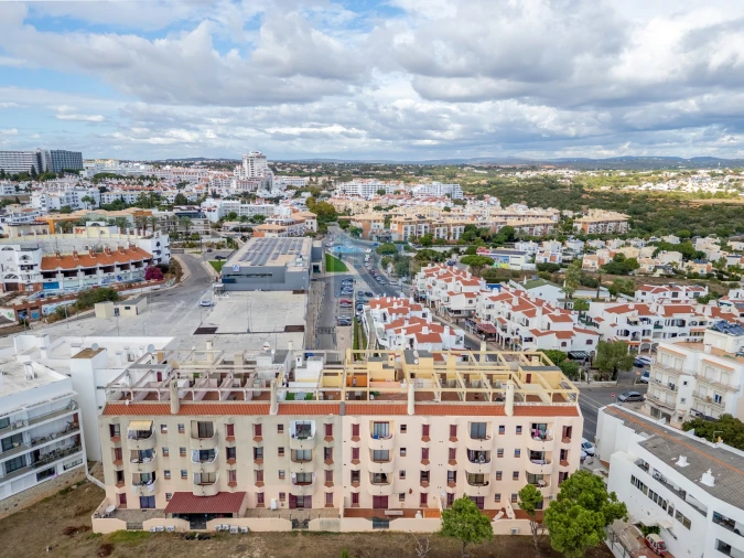 Apartamento T2 para Venda em Albufeira e Olhos de Água Foto 35