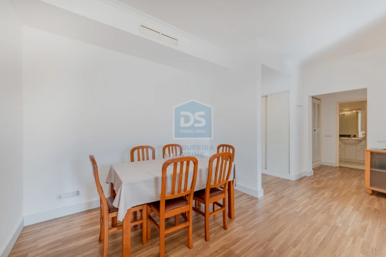 Apartamento T2 para Venda em Albufeira e Olhos de Água Foto 5