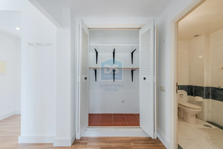 Apartamento T2 para Venda em Albufeira e Olhos de Água Foto 6