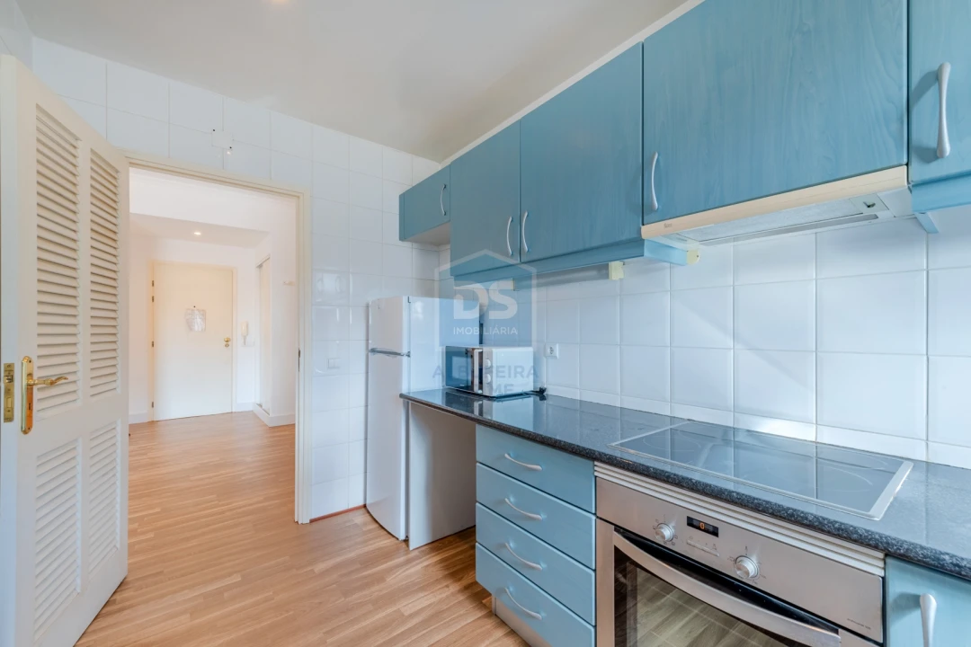 Apartamento T2 para Venda em Albufeira e Olhos de Água Foto 10