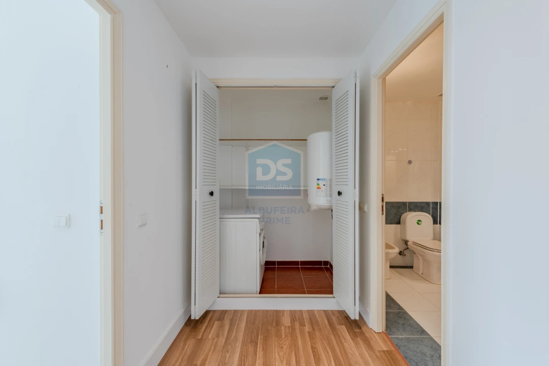 Apartamento T2 para Venda em Albufeira e Olhos de Água Foto 7