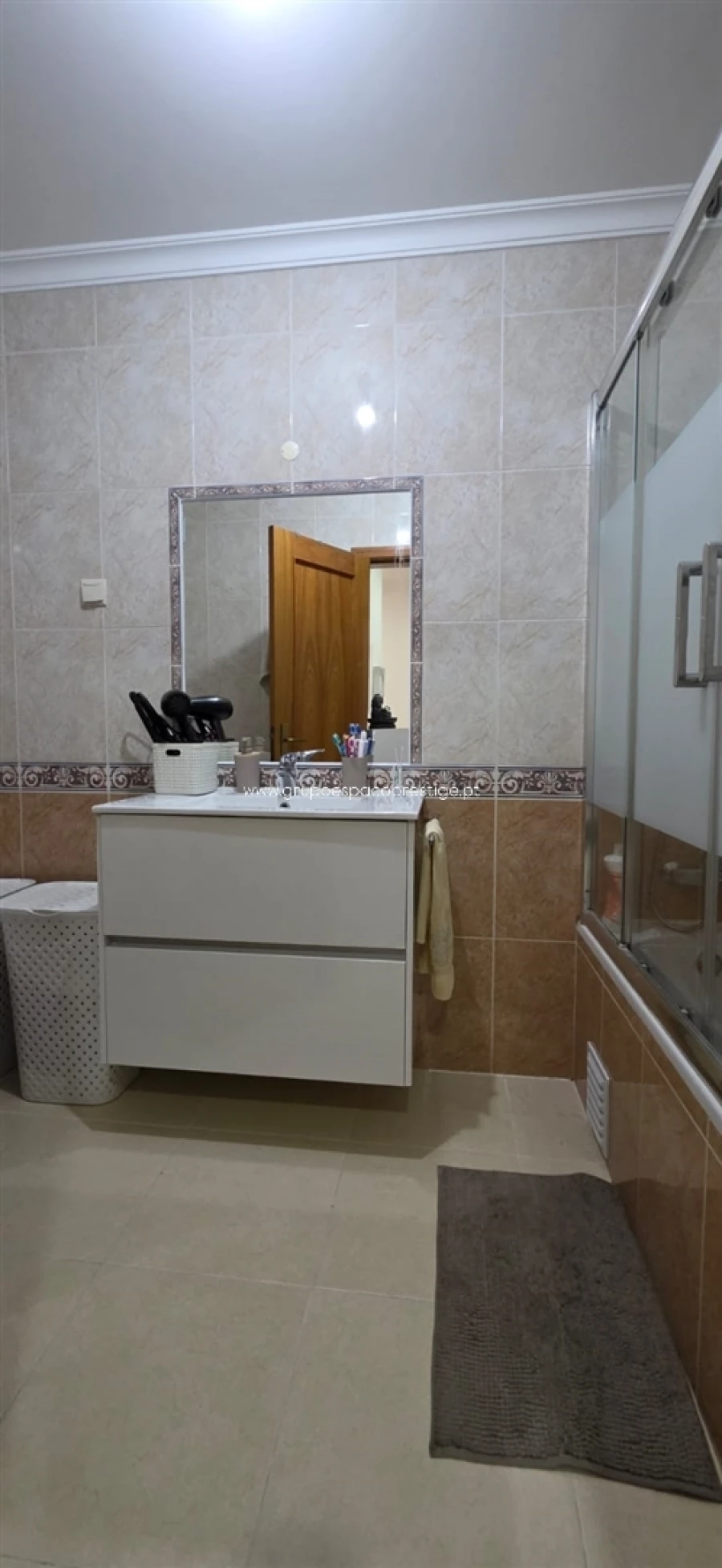 Apartamento T2 para Venda em Quelfes Foto 11
