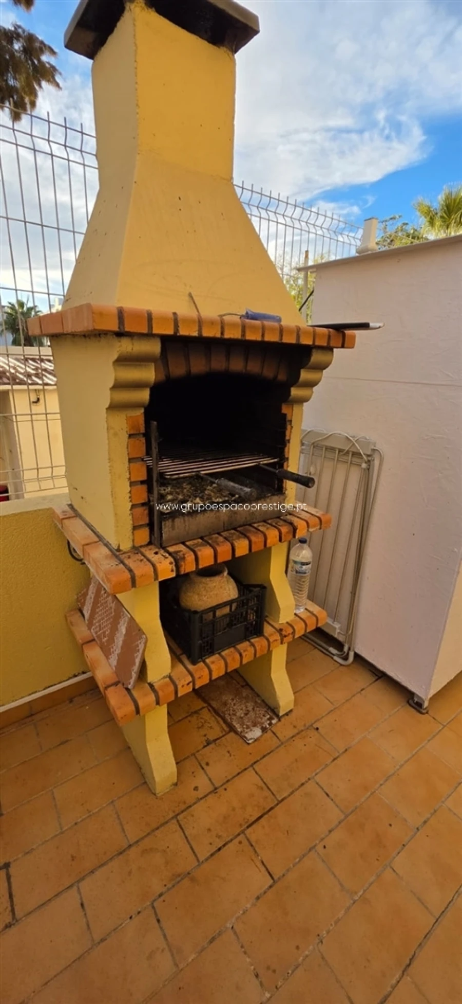 Apartamento T2 para Venda em Quelfes Foto 4