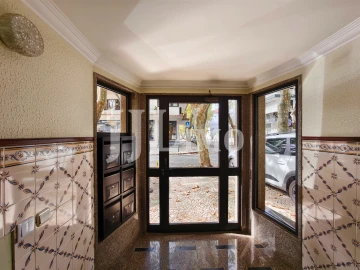 Apartamento T5 para Venda em Carcavelos e Parede