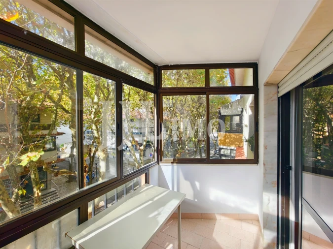 Apartamento T5 para Venda em Carcavelos e Parede Foto 11
