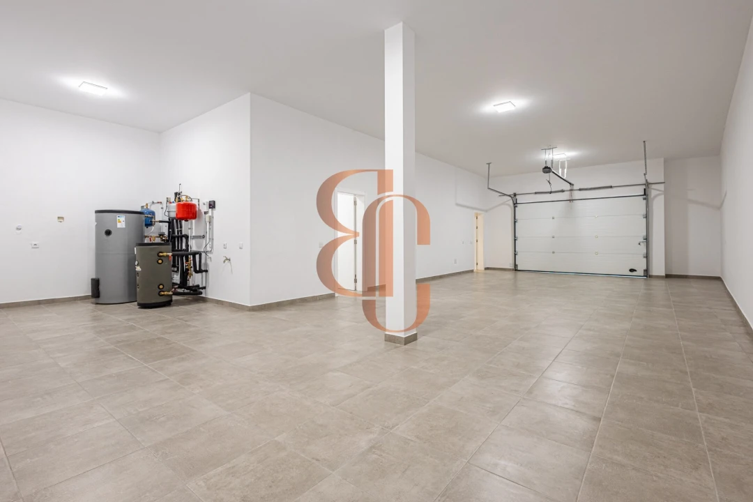 Moradia T4 para Venda em Rio Maior Foto 10